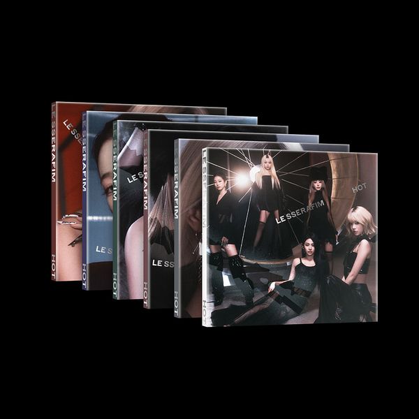 Le Sserafim – HOT (Compact Ver.) (Random) PRE ORDER